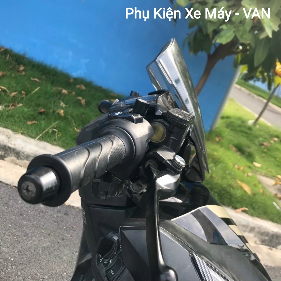 Mão Chắn Gió VARIO CLICK 2018-2021 Đen Khói