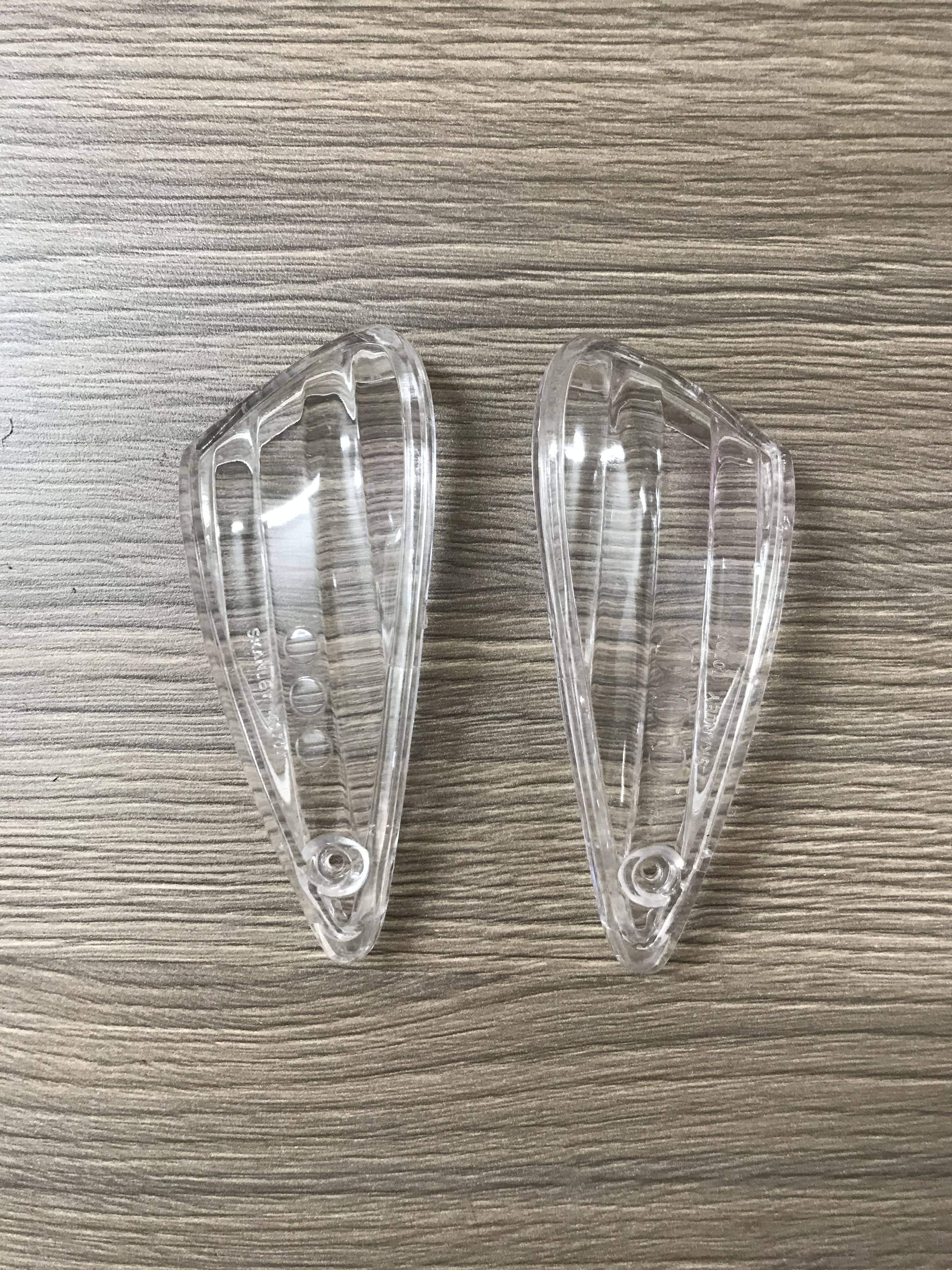 [HCM]Chụp xi nhan trước Fu neo ( loại 1 )