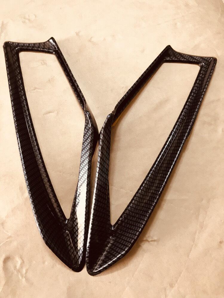 ỐP ĐÈN PHA TRƯỚC SƠN CARBON, Vario 150 đời 2018-2019