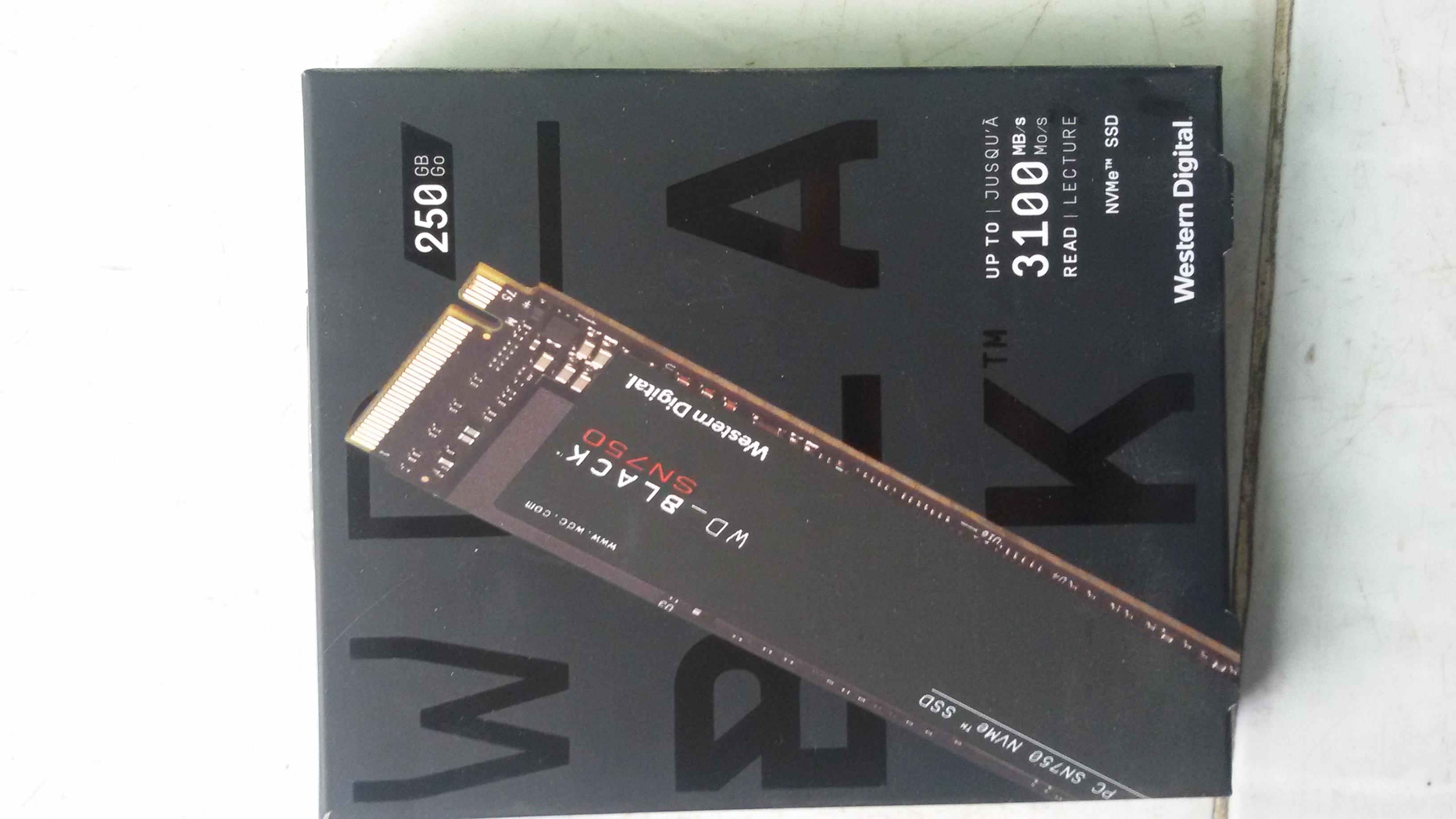 Ổ cứng SSD optain Western Digital