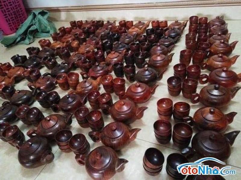 Bộ ấm chén gỗ Trắc
