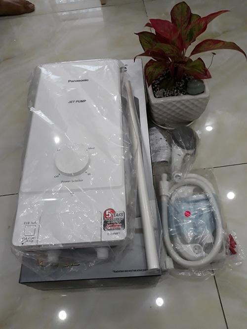 [HCM]Máy nước nóng Panasonic DH-4MP1VW