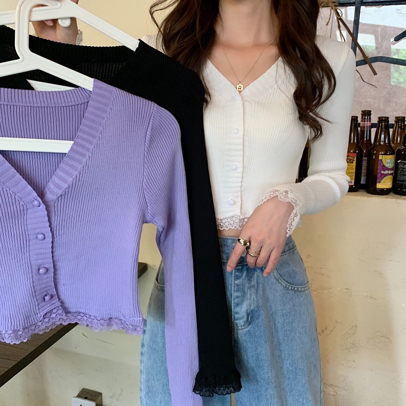 Áo crotop dài tay cúc viền phối ren