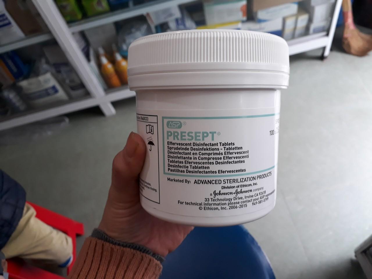 Viên khử khuẩn Presept 2,5g