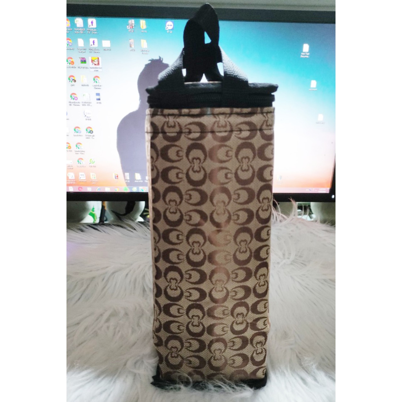 túi đựng bình nước dung tích 1500ml 28CM