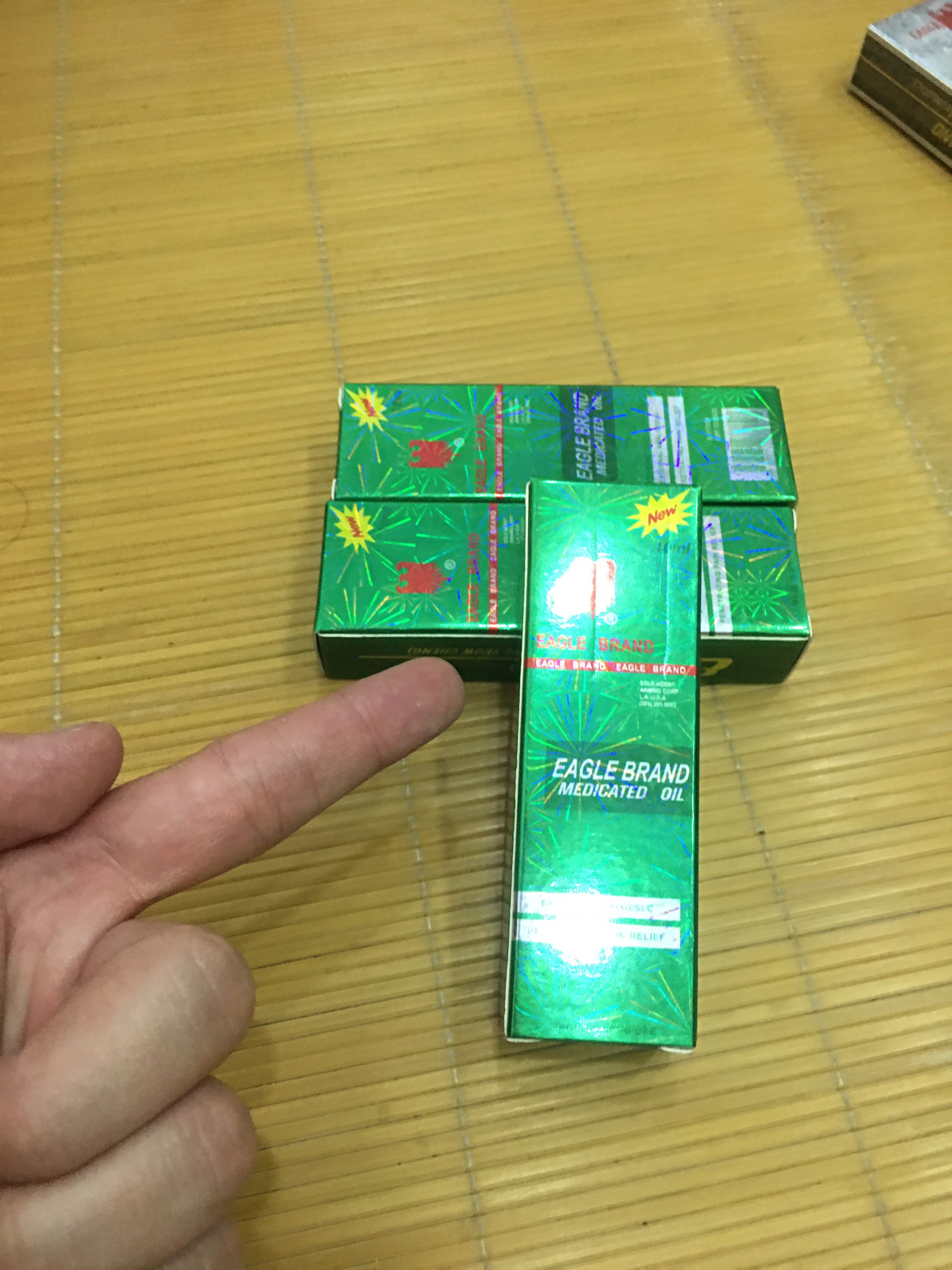 Dầu lăn xanh hiệu Eagle hình con ó 10ml