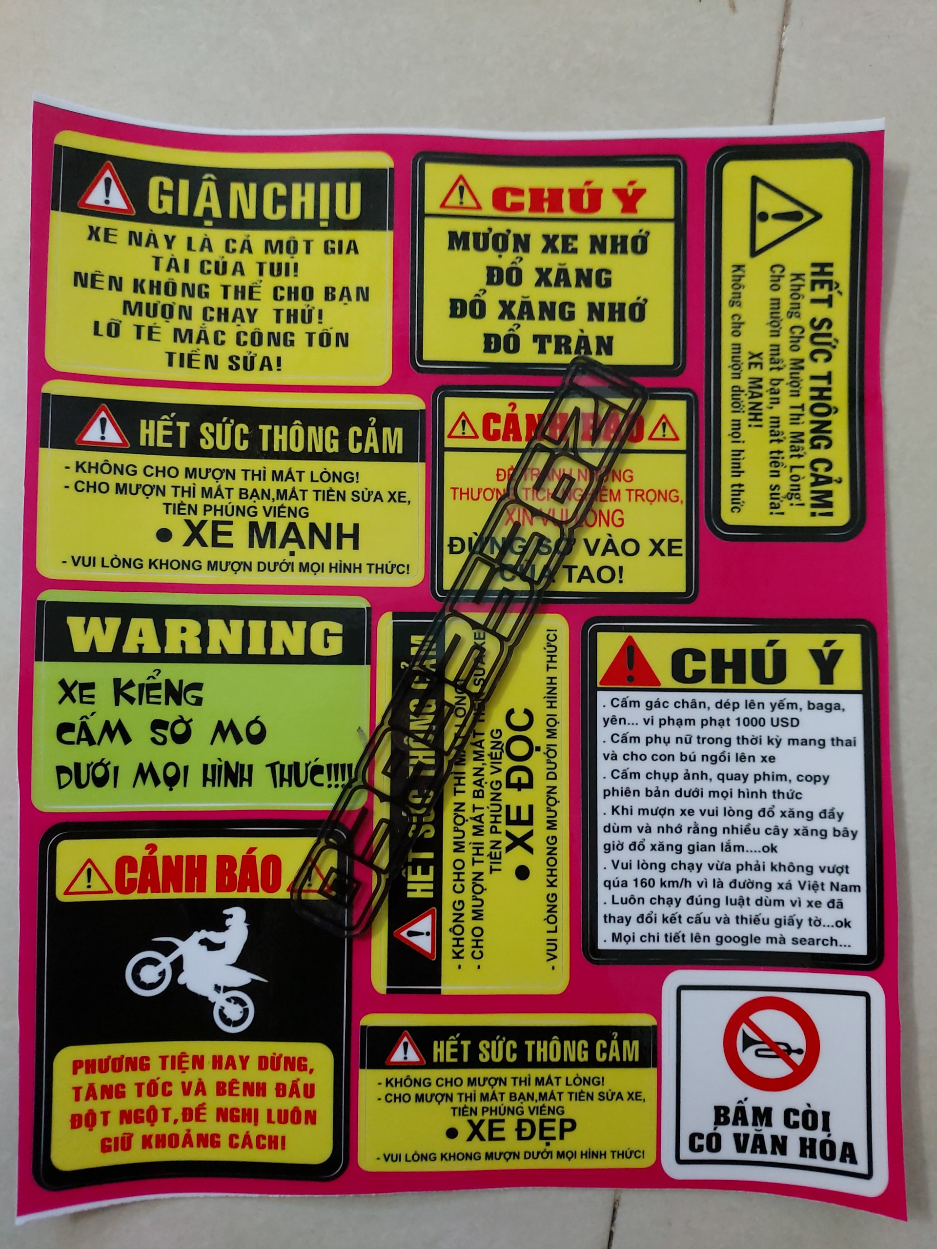 Tem tấm logo cảnh báo