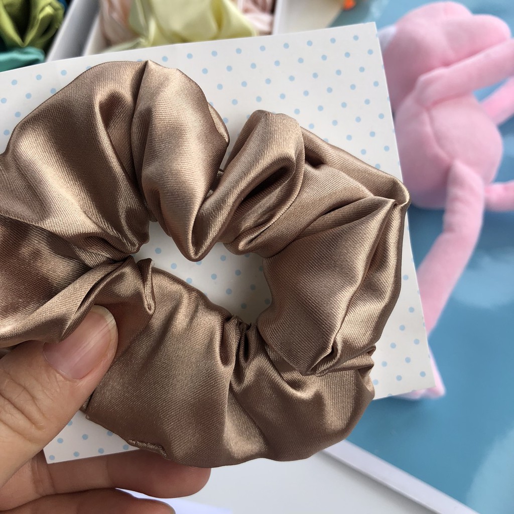 Dây buộc tóc Scrunchies vải phi bóng nhiều màu