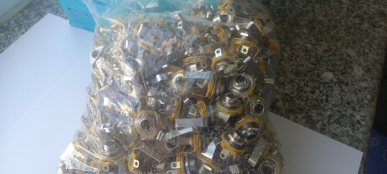 Jack 6 ly 6.5/6.35mm cái Stereo gắn vỏ thùng