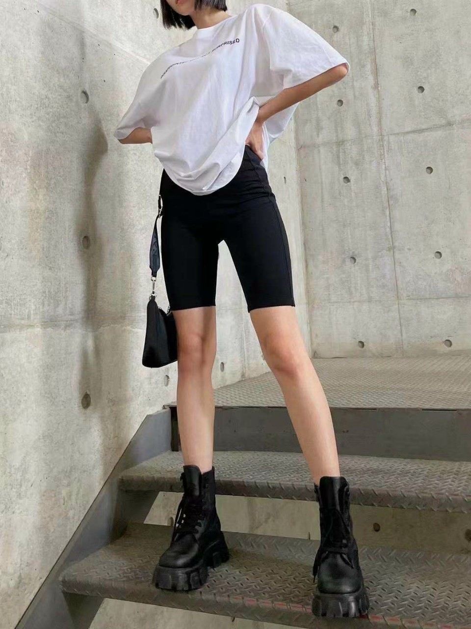 Pants ngố butt lifting high grade super beautiful, Super Swell scalloped