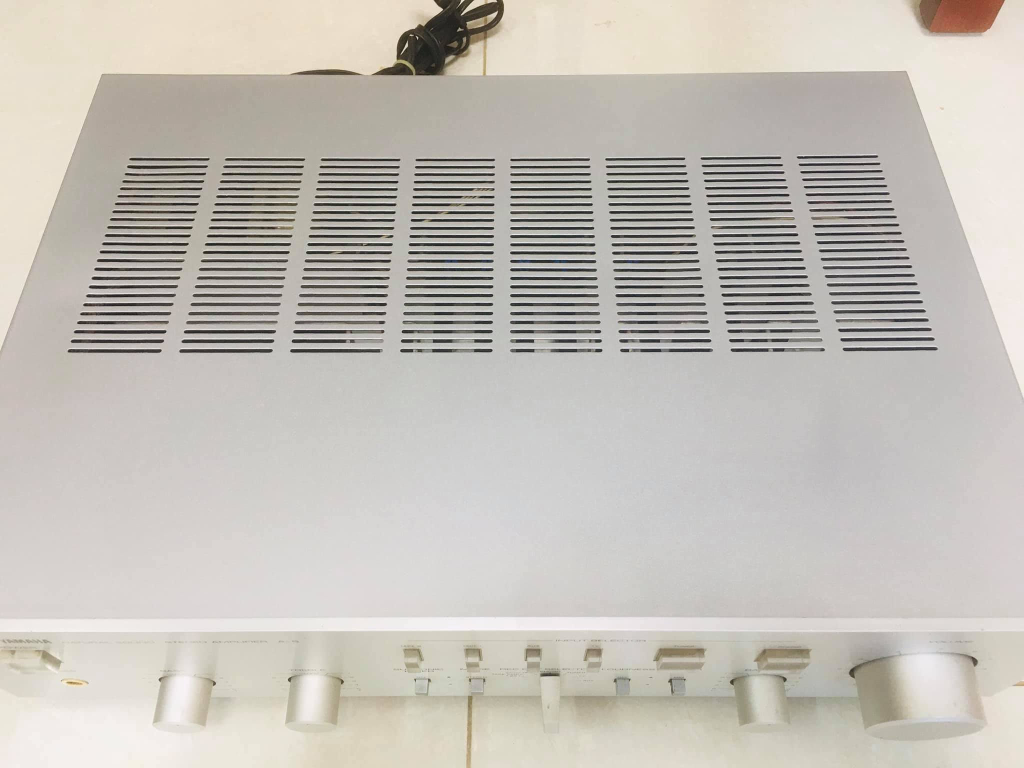 Amply Yamaha A5