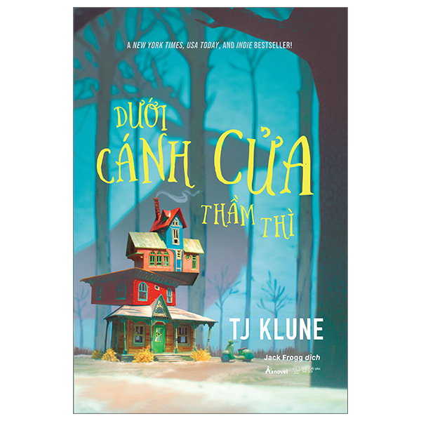 Fahasa - dưới cánh cửa thầm thì