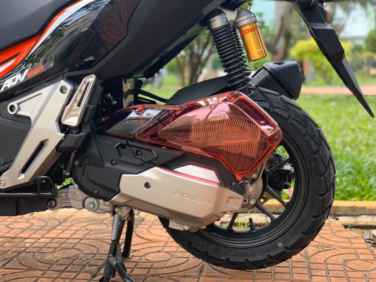 PÔ E ( BẦU GIÓ )CHO XE ADV, PCX 2019 CỦA ZHIPAT