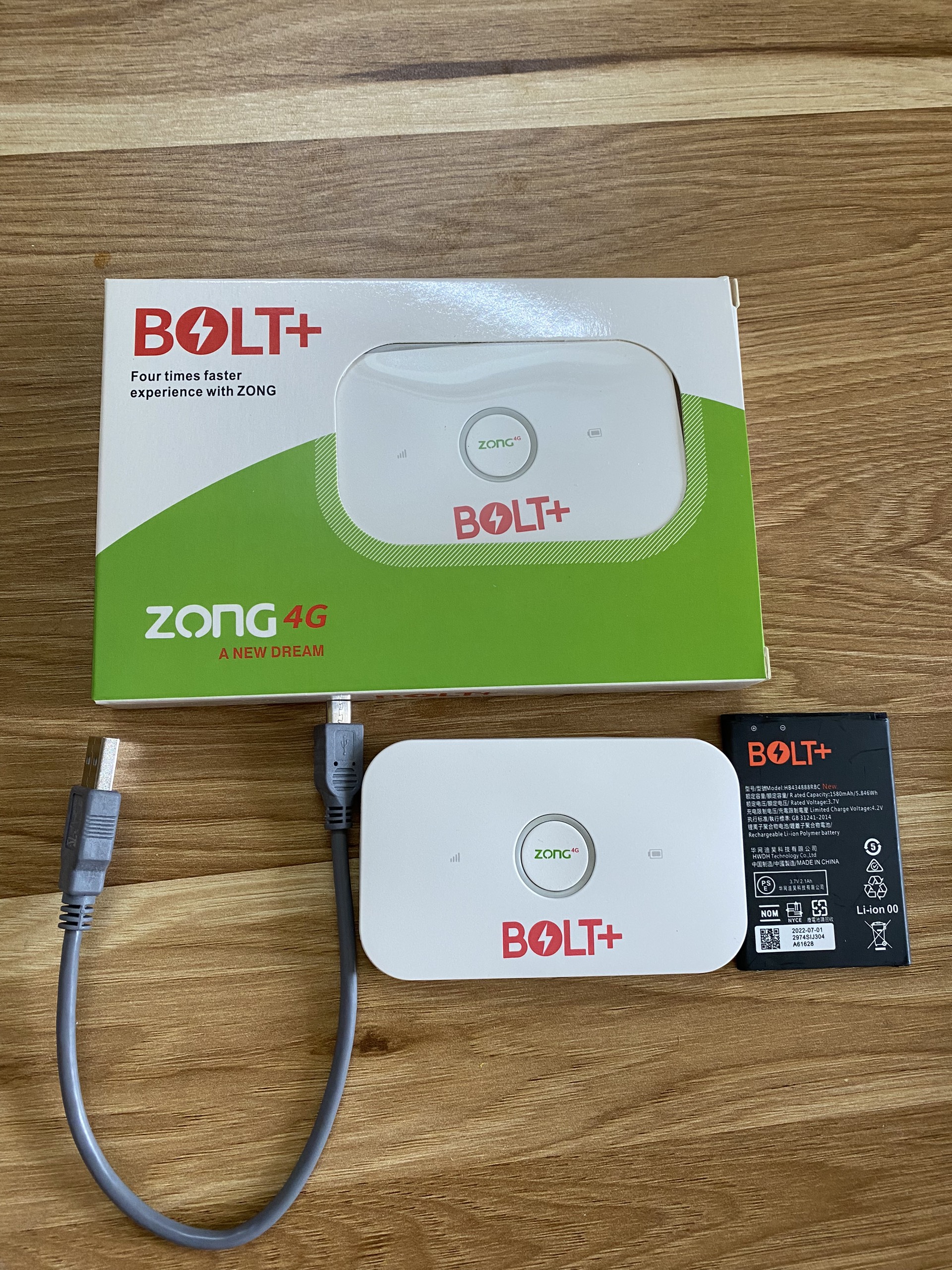 Bộ phát wifi 3G / 4G LTE Huawei E5573 150Mb/s