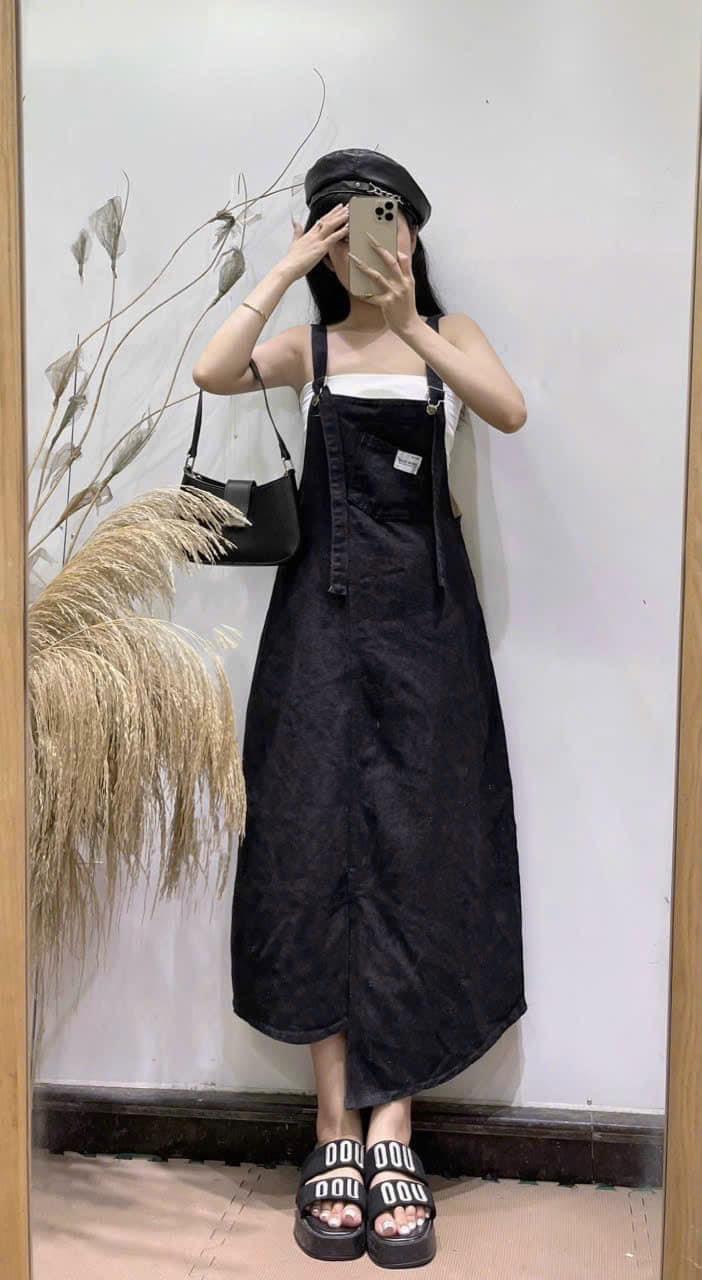 Váy Yếm nữ Nhung tăm Dáng Dài form rộng xẻ vạt sau có túi 2 bên, yếm nữ  dáng váy nhung gân dài rộng có túi Hàn Quốc - Quần yếm | ThờiTrangNữ.vn
