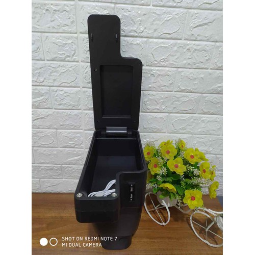 Hộp tì tay I10 dáng khuyết