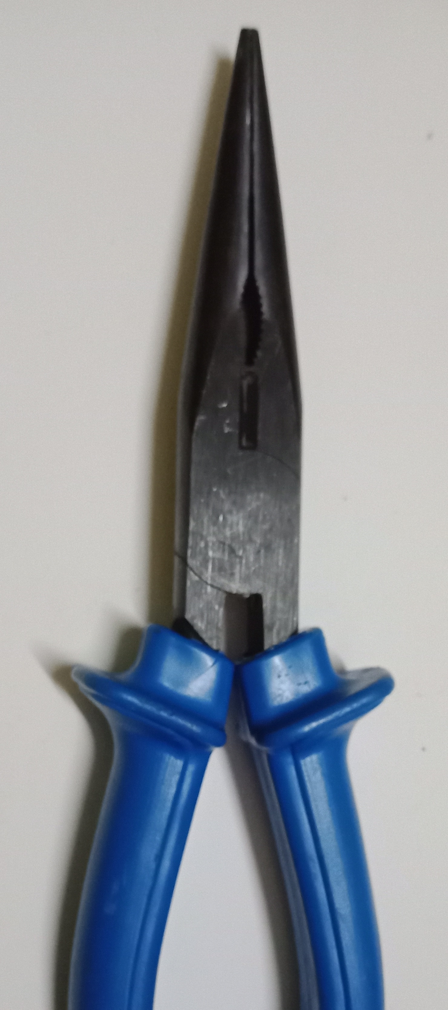 Kìm mỏ nhọn cao cấp vinatool 8 inch