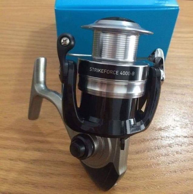 Máy câu Daiwa SF 1000, 2500, 4000