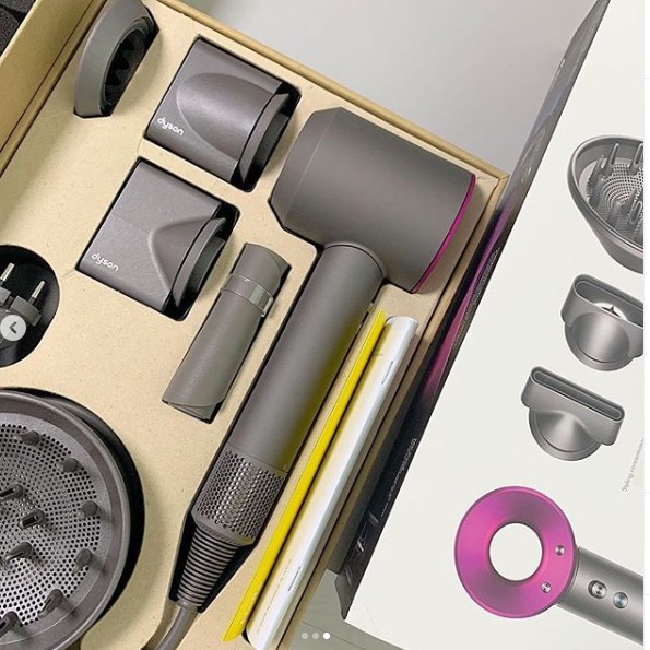 (Hàng Đức) Máy sấy tóc Dyson Suppersonic HD03