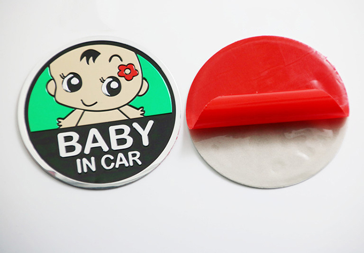 Logo kim loại dán BABY IN CAR