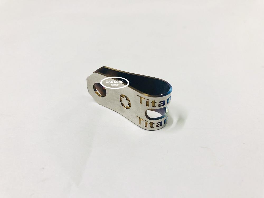 Pát Kẹp Titan Gắn Dây Dầu (100% Titan)