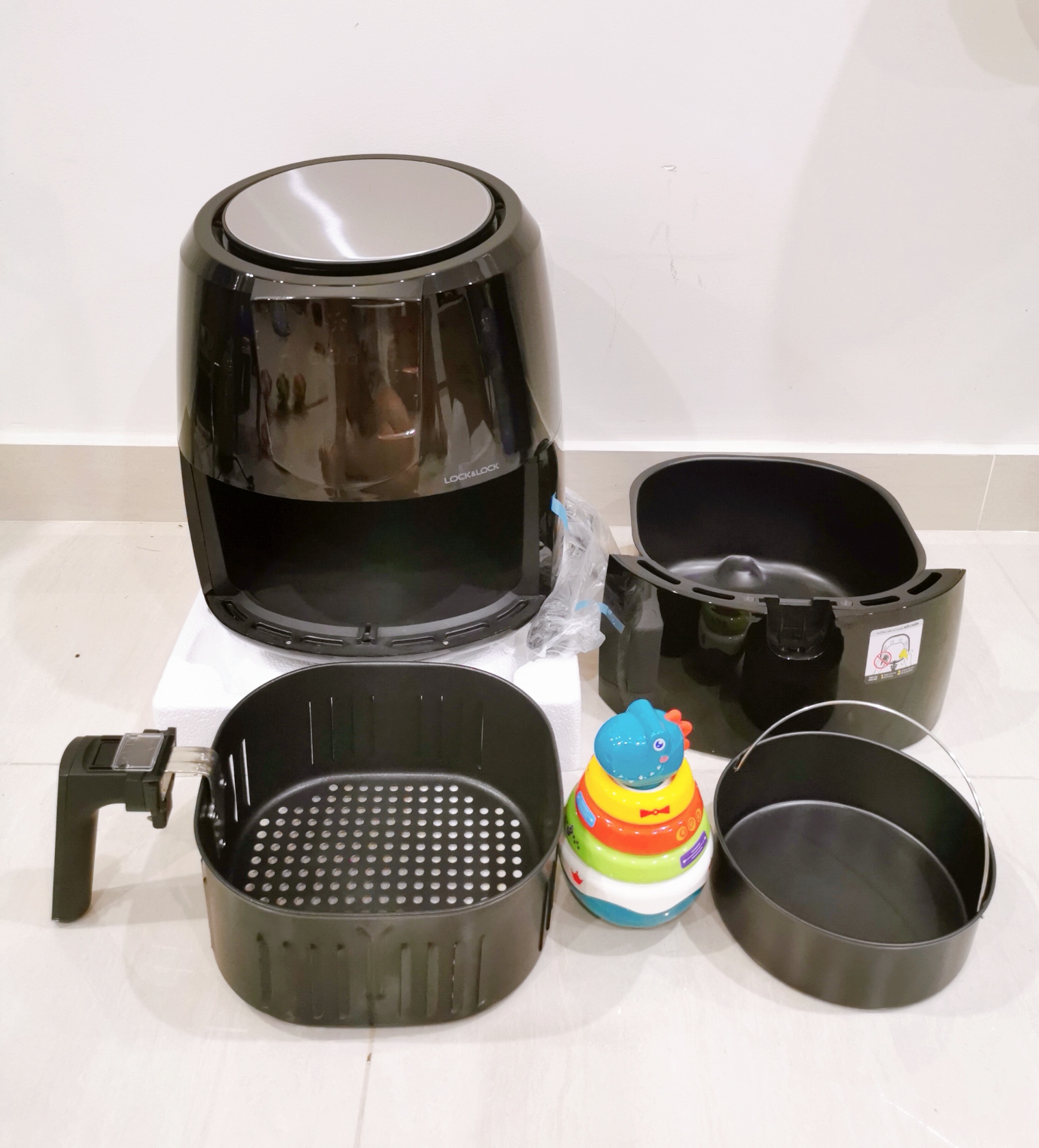 Nồi chiên không dầu điện tử LOCK&LOCK EJF357 (5.2L) 1800W