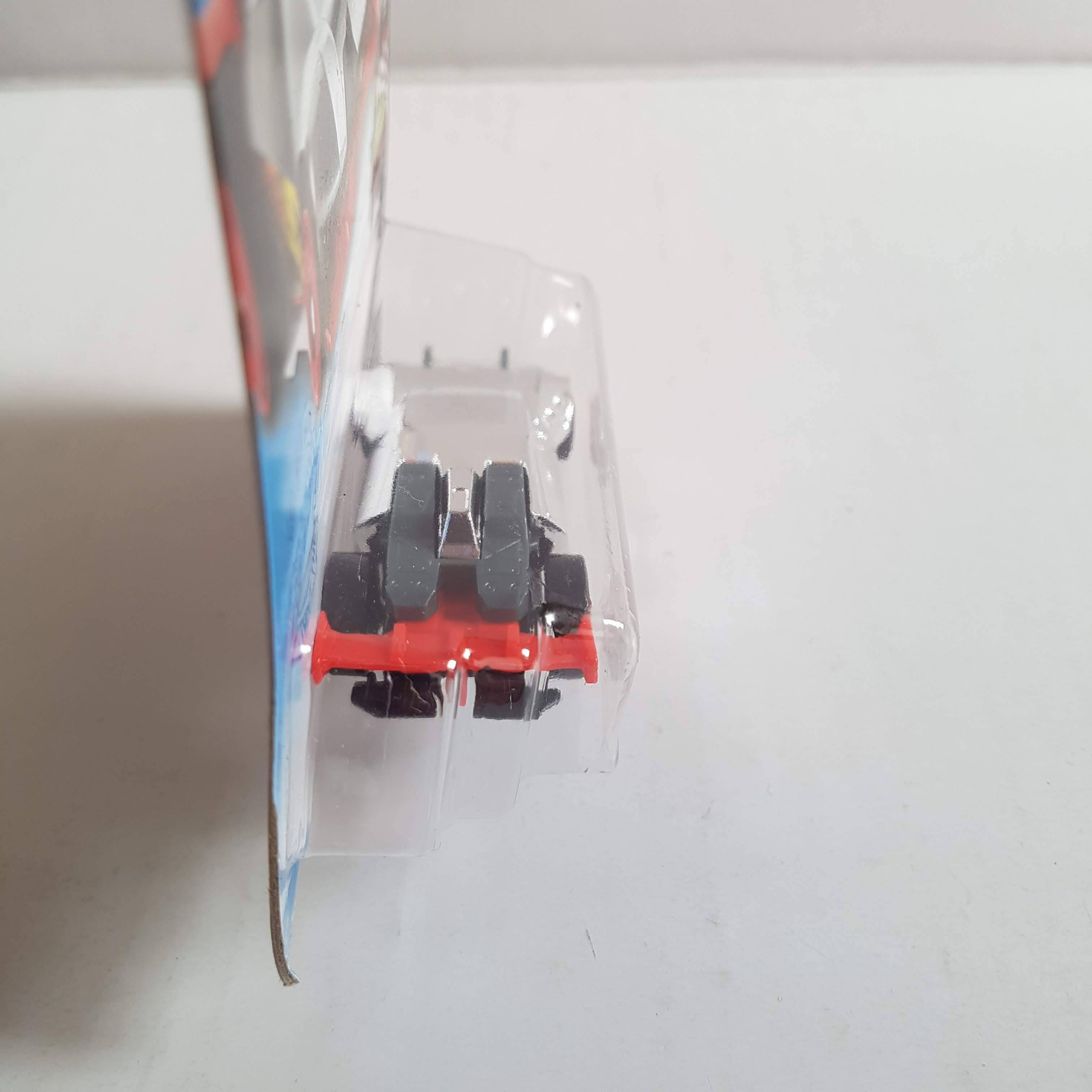 Xe Mô Hình Chính Hãng HotWheels - DAVancenator