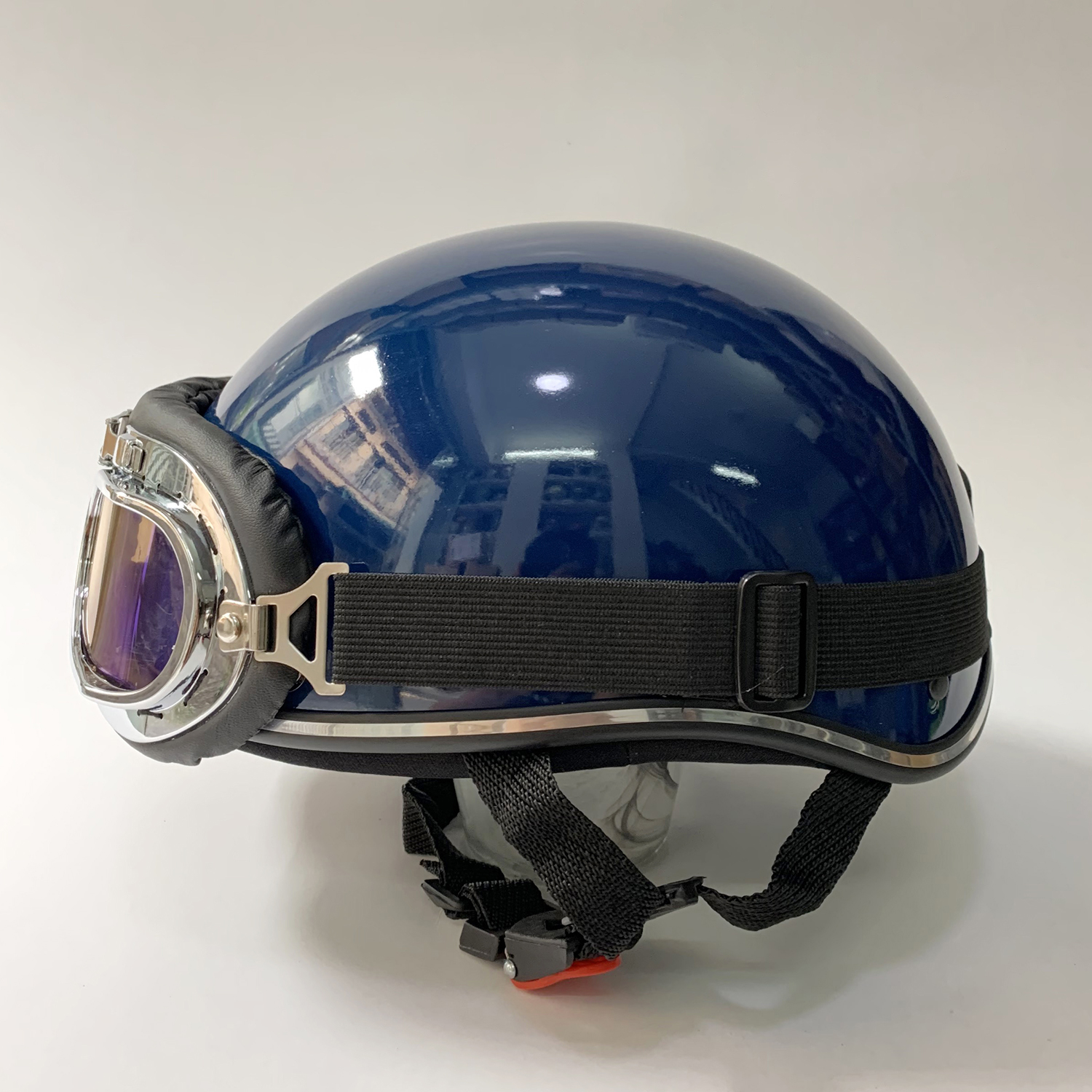 MŨ BẢO HIỂM NỮA ĐẦU SƠN BÓNG MÀU XANH ĐEN KÈM KÍNH PHI CÔNG 7 MÀU VIỀN BẠC SANG TRỌNG-ĐẠT CHUẨN