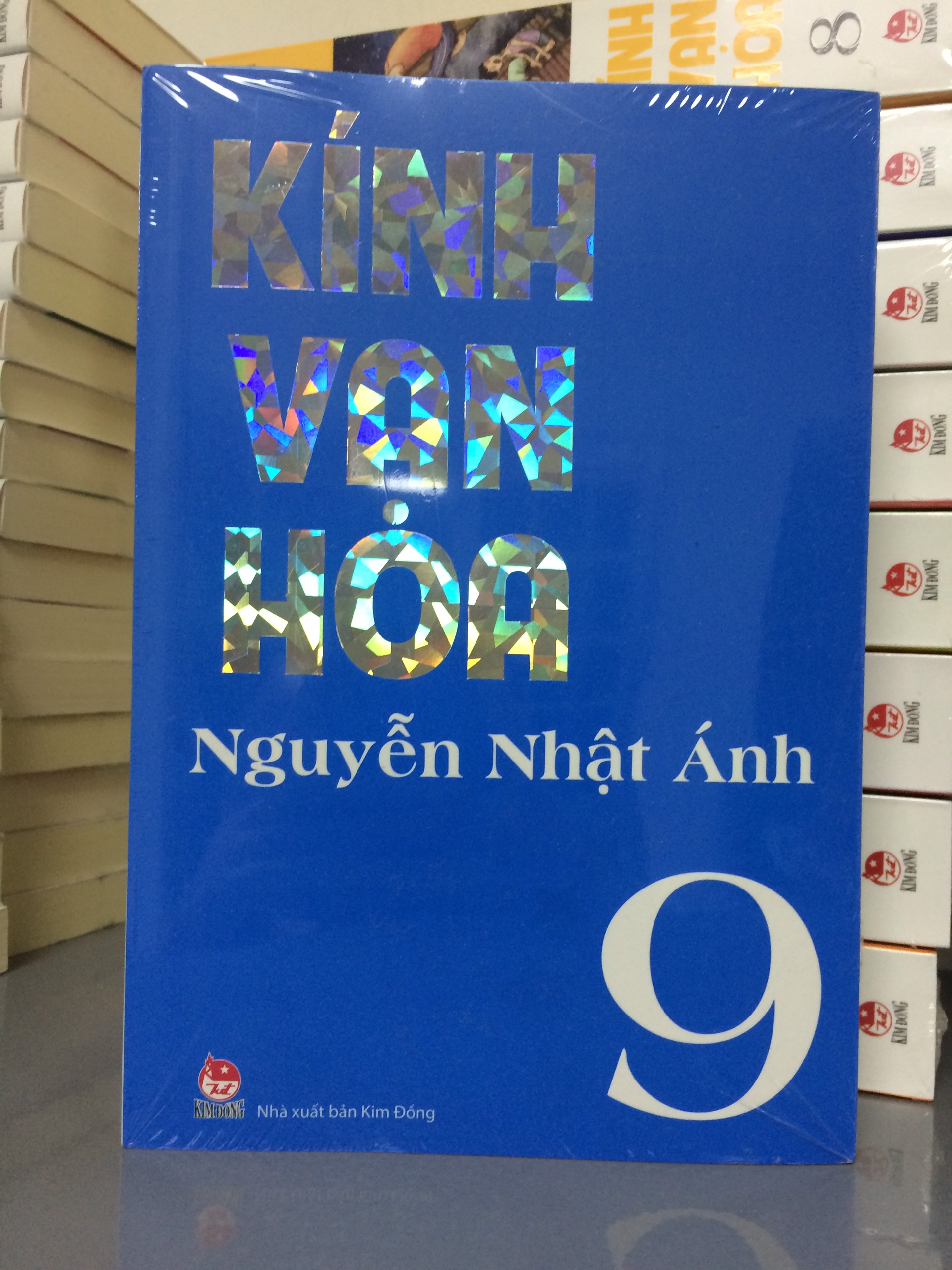 Kính vạn hoa Tập 9