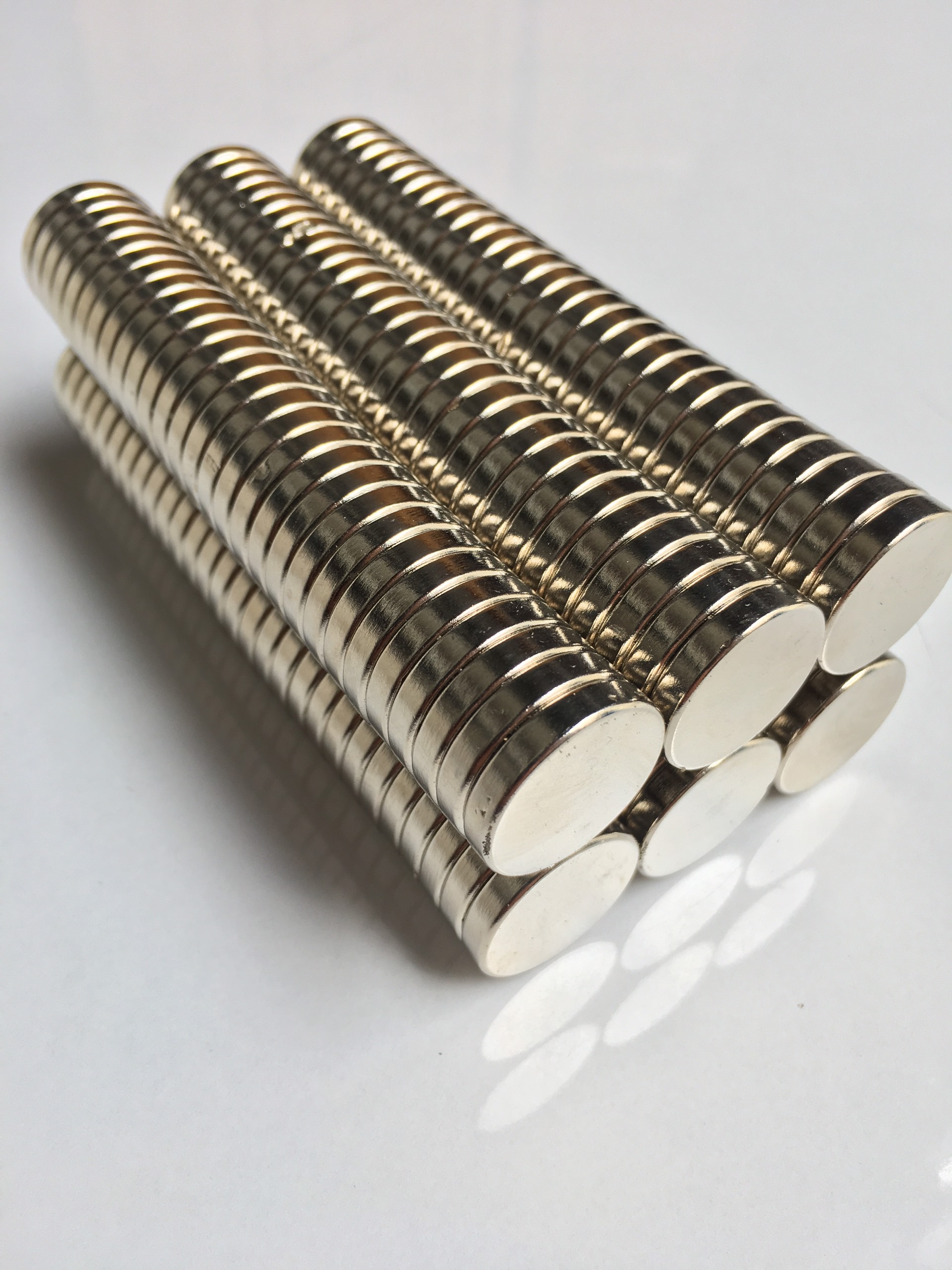 [HCM]Bộ 20 Viên Nam Châm Trắng Hình Tròn Dẹt Ø 25x3mm ( Từ Tính Hút Cực Mạnh )