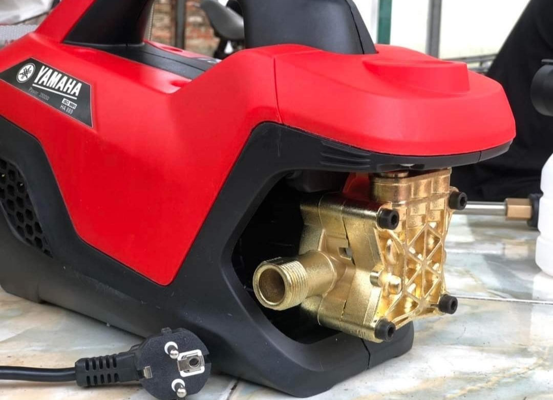 Máy rửa xe Yamaha 3500w bảo hành 12th