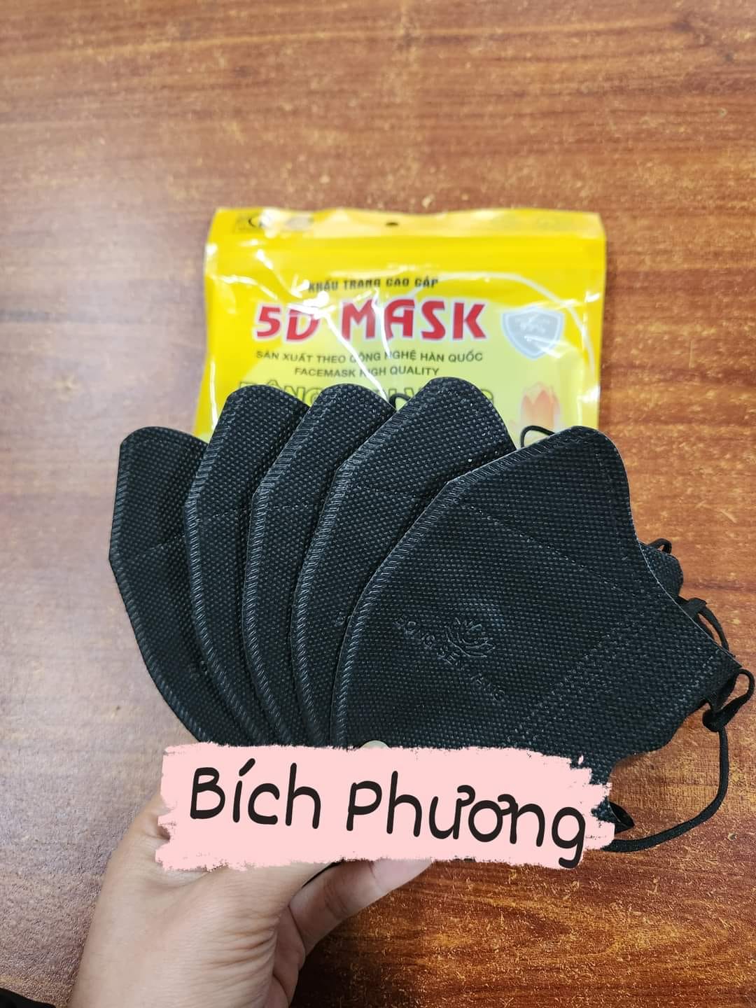 Thùng 100c khẩu trang 5D bông sen vàng