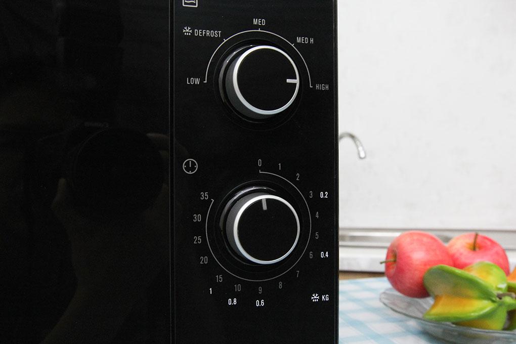 Lò vi sóng Electrolux EMM2308X 23 lít