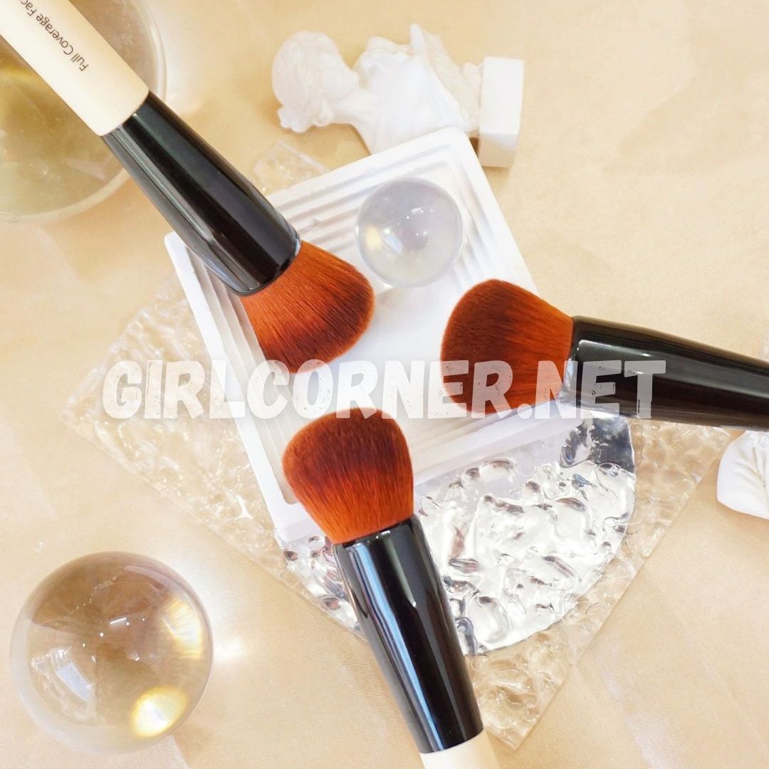 Cọ Đánh Nền Bobbi Full Coverage