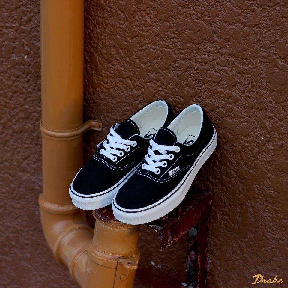 Giày Vans Classic Era VN000EWZBLK