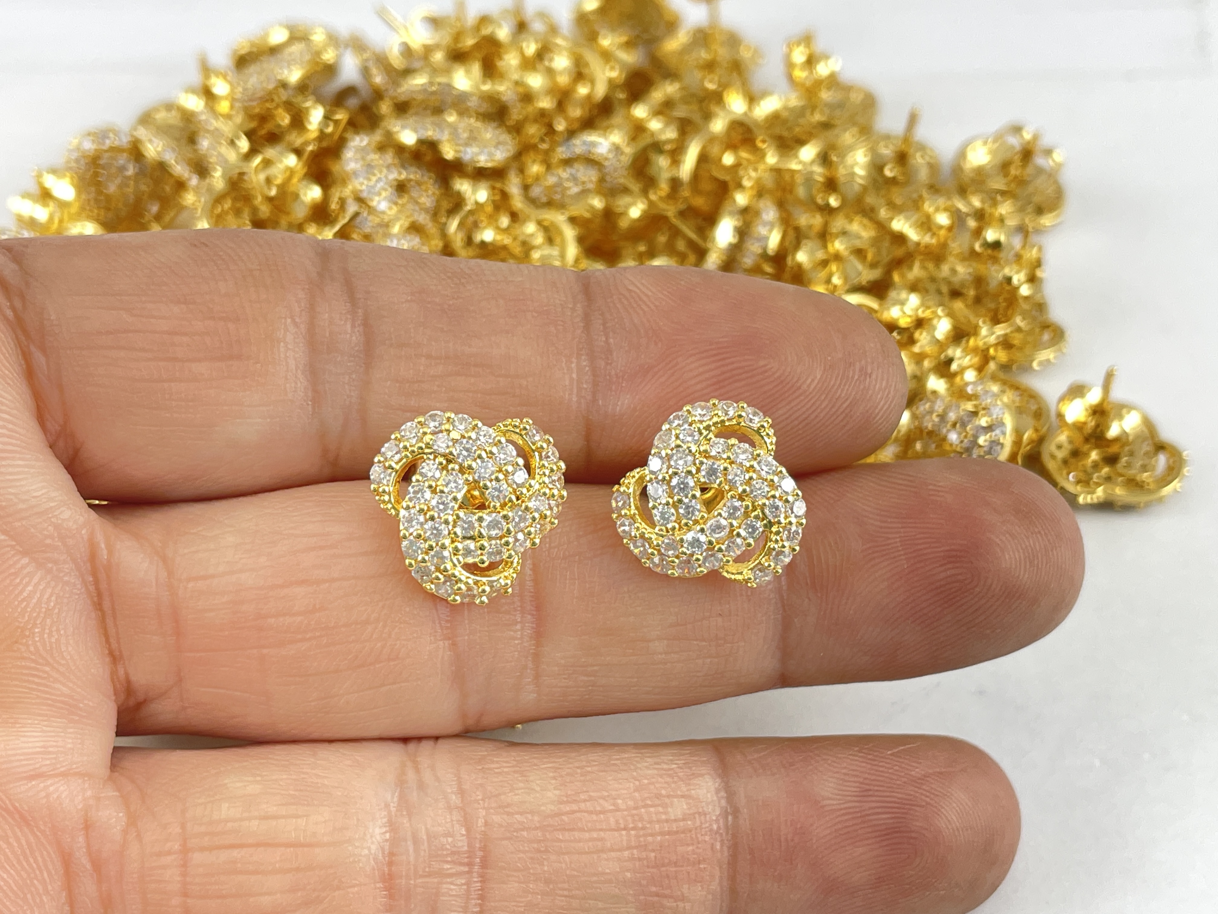 Bông tai xoàn mạ vàng 24k cao cấp