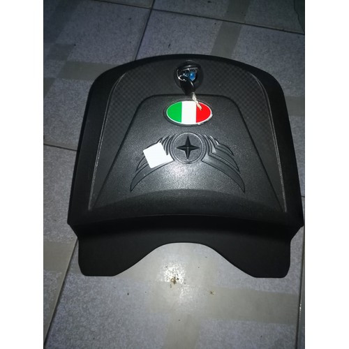 THÙNG GIỮA GIVI XE WINNER