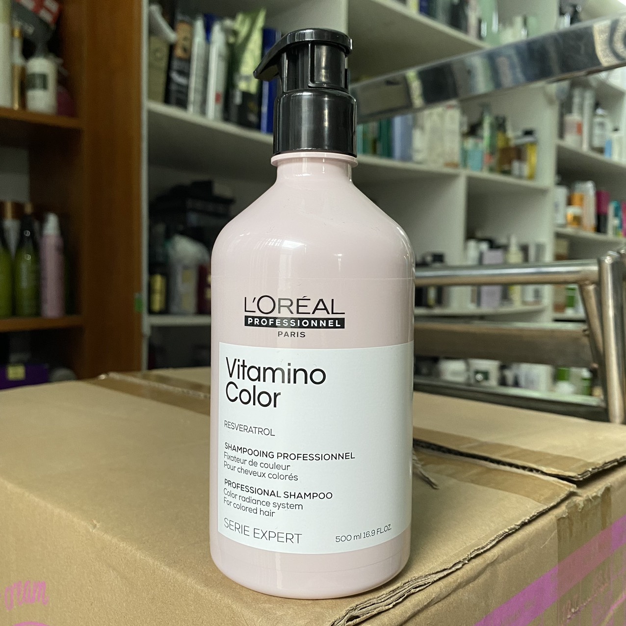 Dầu gội chăm sóc tóc nhuộm Vitamino Color A-OX Loreal Shampoo 500ml