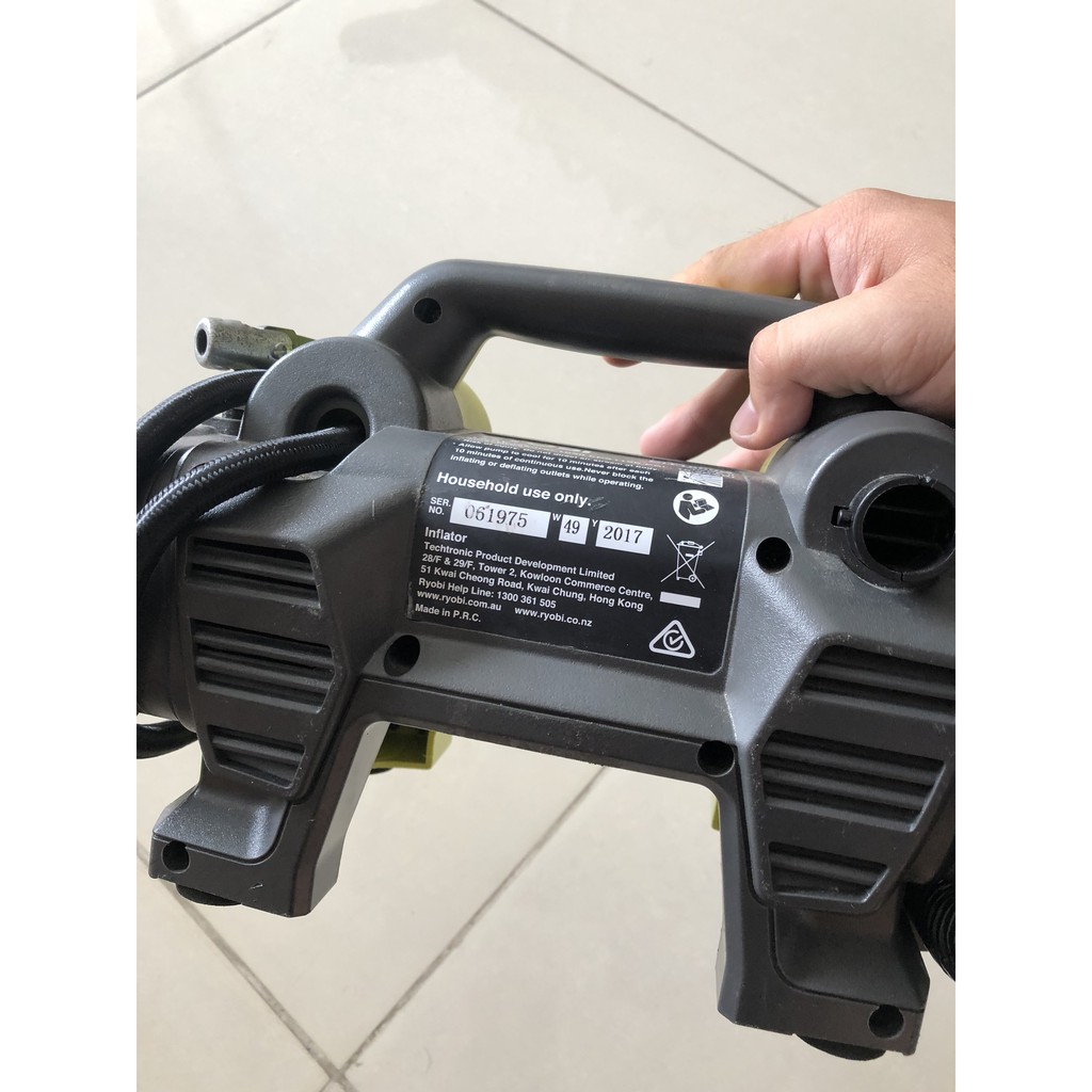 bơm lốp xe ryobi pin 18v