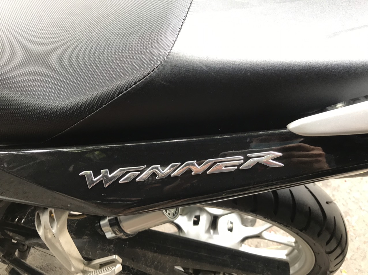 [HCM]TEM DÁN CHỮ NỔI WINNER