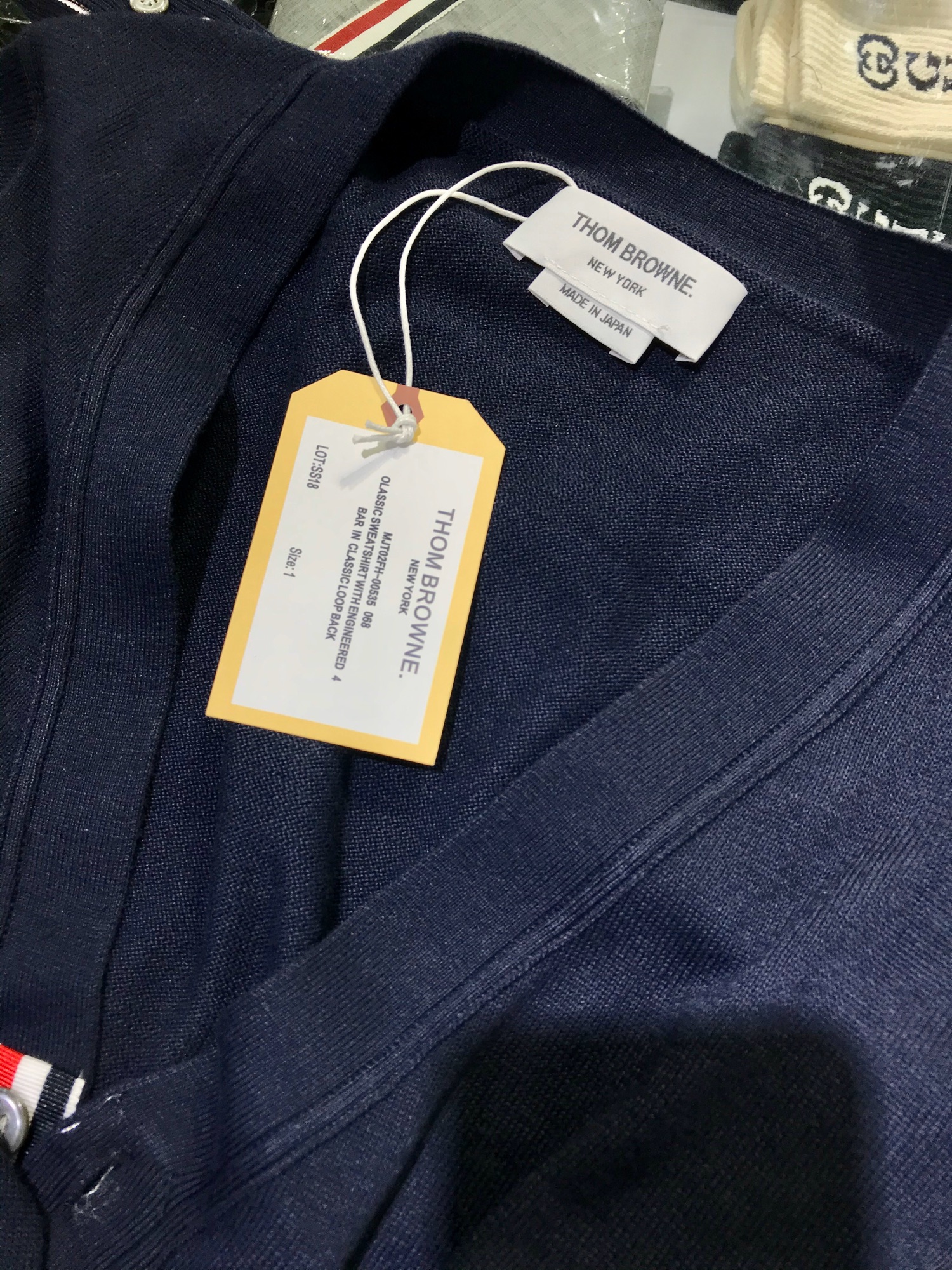 [HCM]Áo len cardigan thom brown