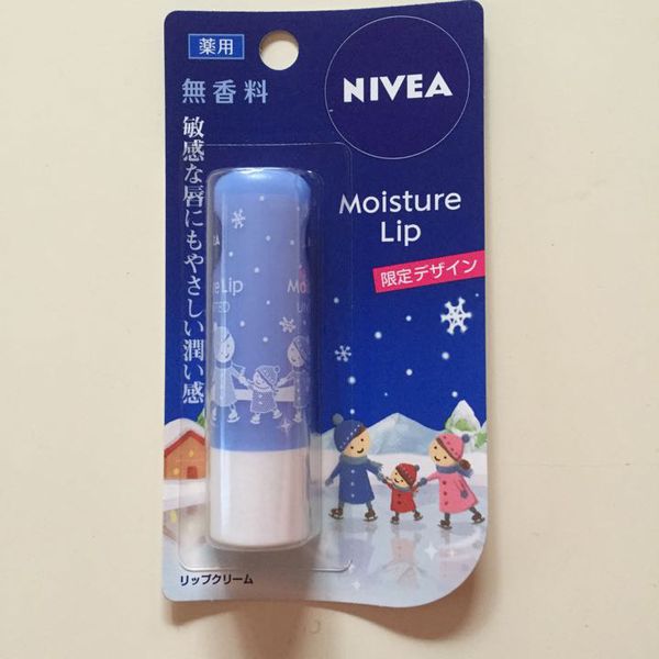 Son dưỡng môi Nivea Moisture Lip 3.9g (3 loại) Không mùi