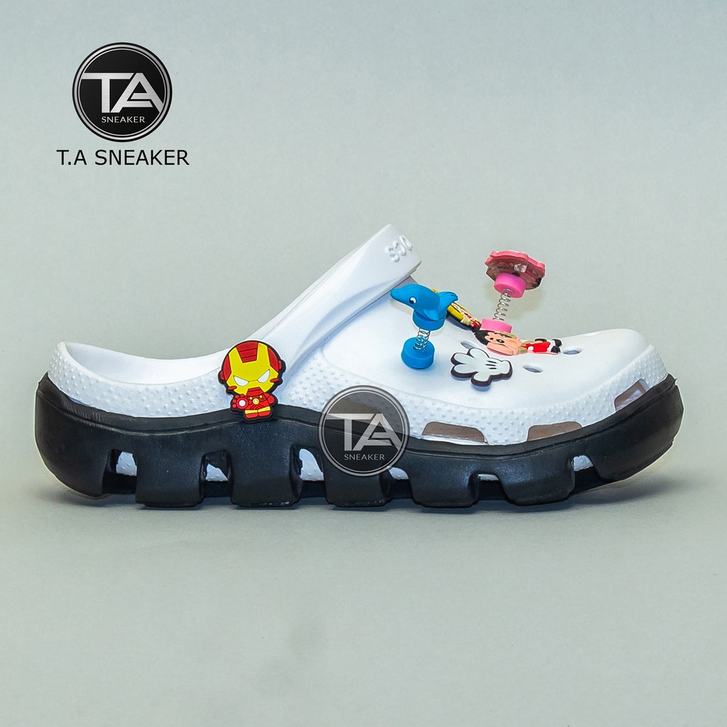 Dép crocs, sục cross trắng đế đen quai ngang cá sấu nhựa cao cấp Tặng 12 sticker gắn siêu đẹp