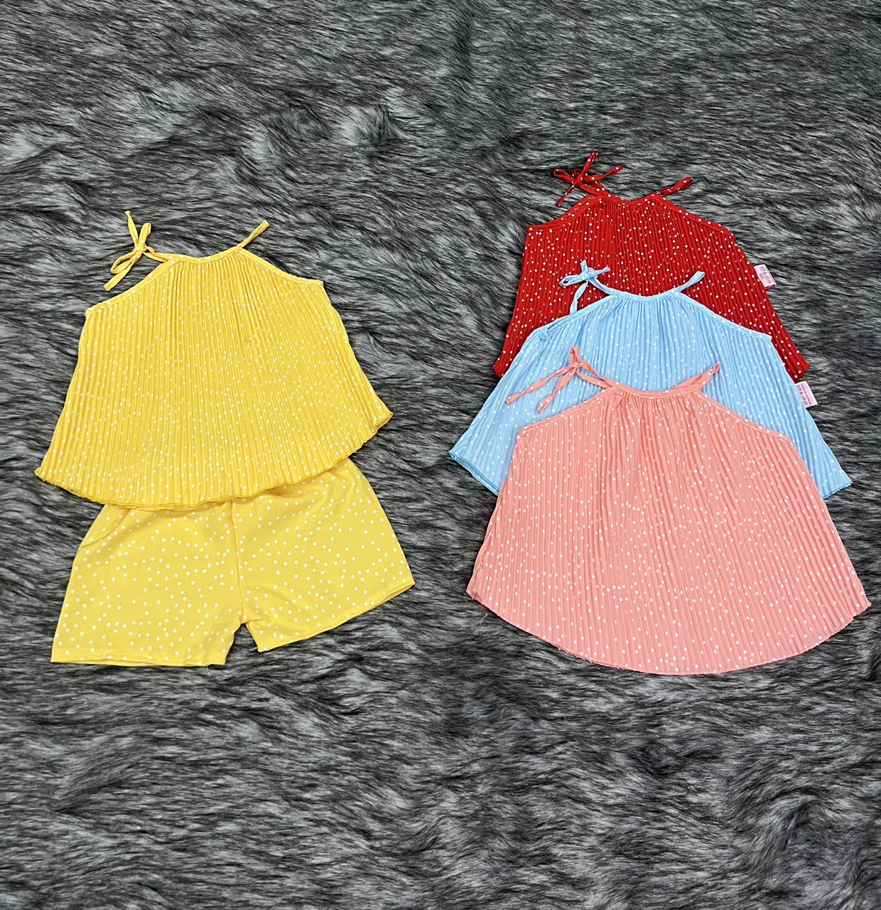 Bộ Lụa Dây Rút Cột Bé Gái (6-14kg) (giao màu ngẫu nhiên)