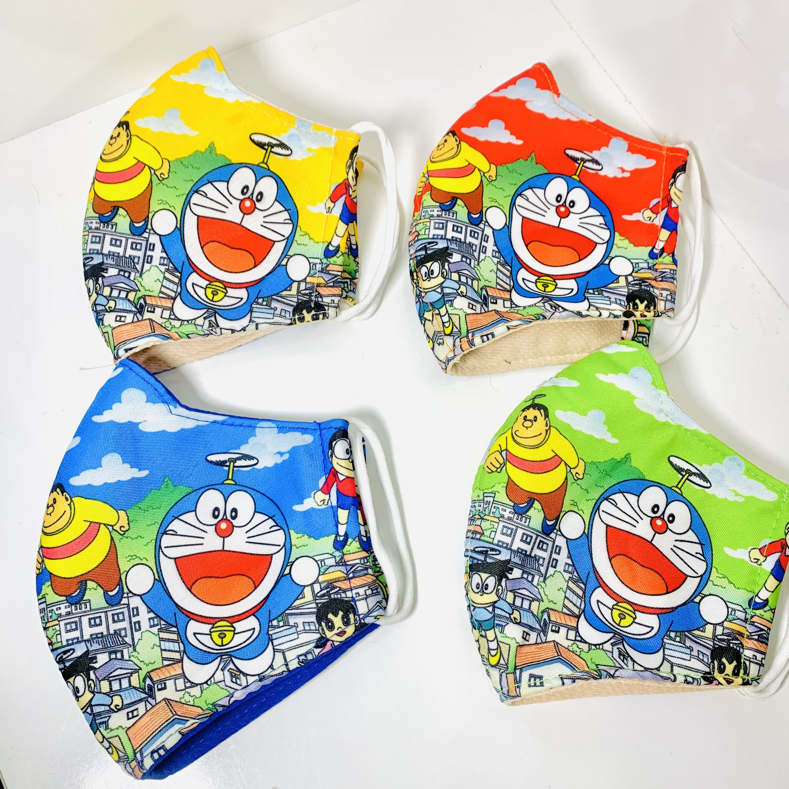 Khẩu trang vải Doraemon
