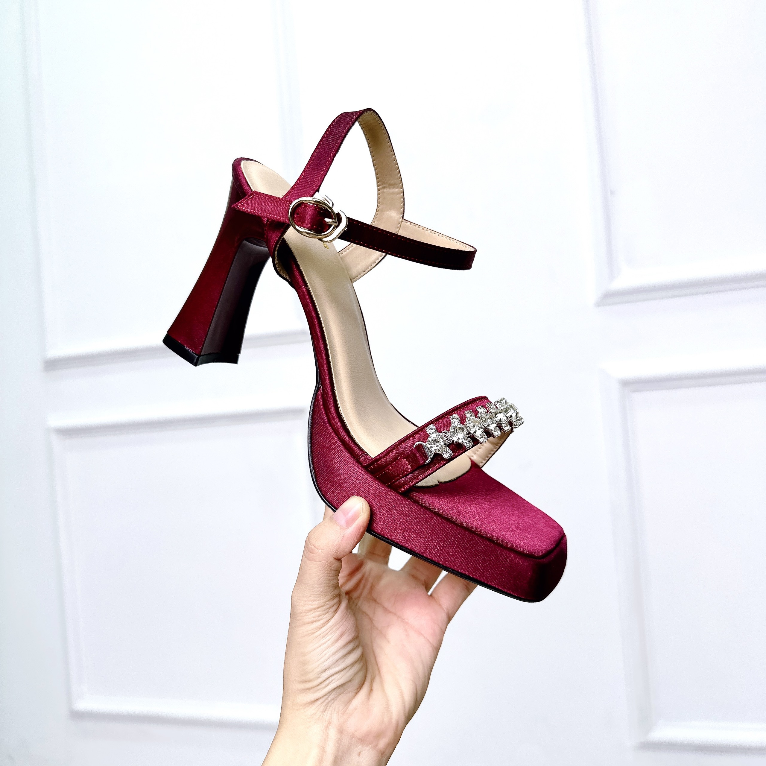 Giày sandal đúp 10cm quai ngang đính đá pixie e264