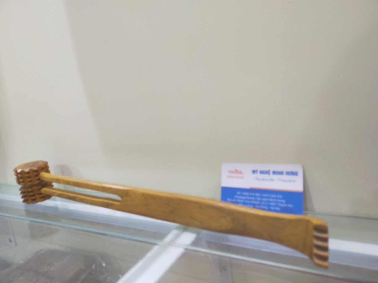 Cây gãi đấm lưng bằng gỗ bách xanh