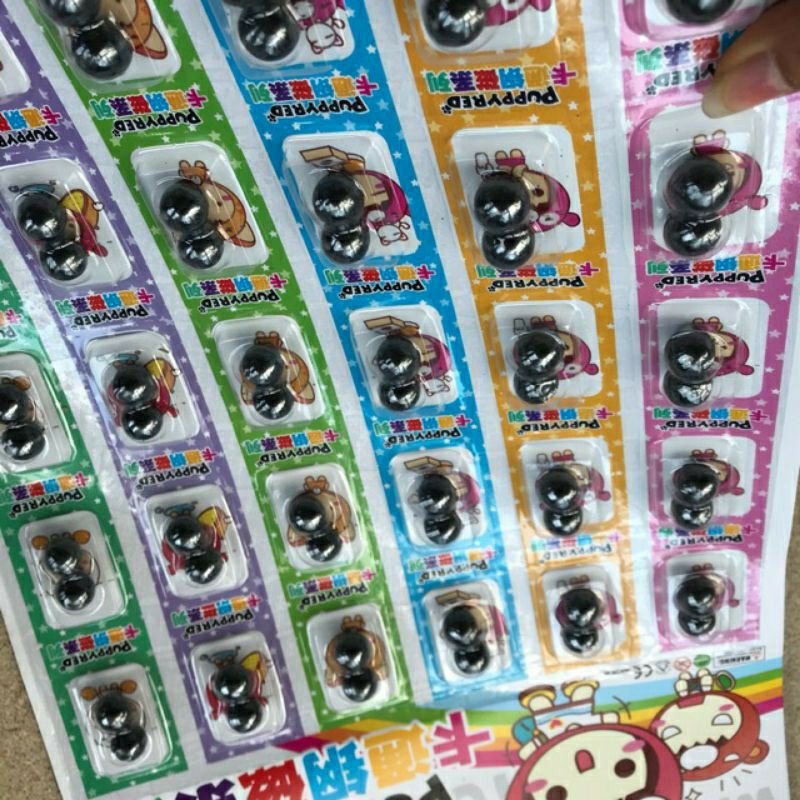 Blister Pack of 60 Ball-Shaped Magnets (Wholesale Children's Products)