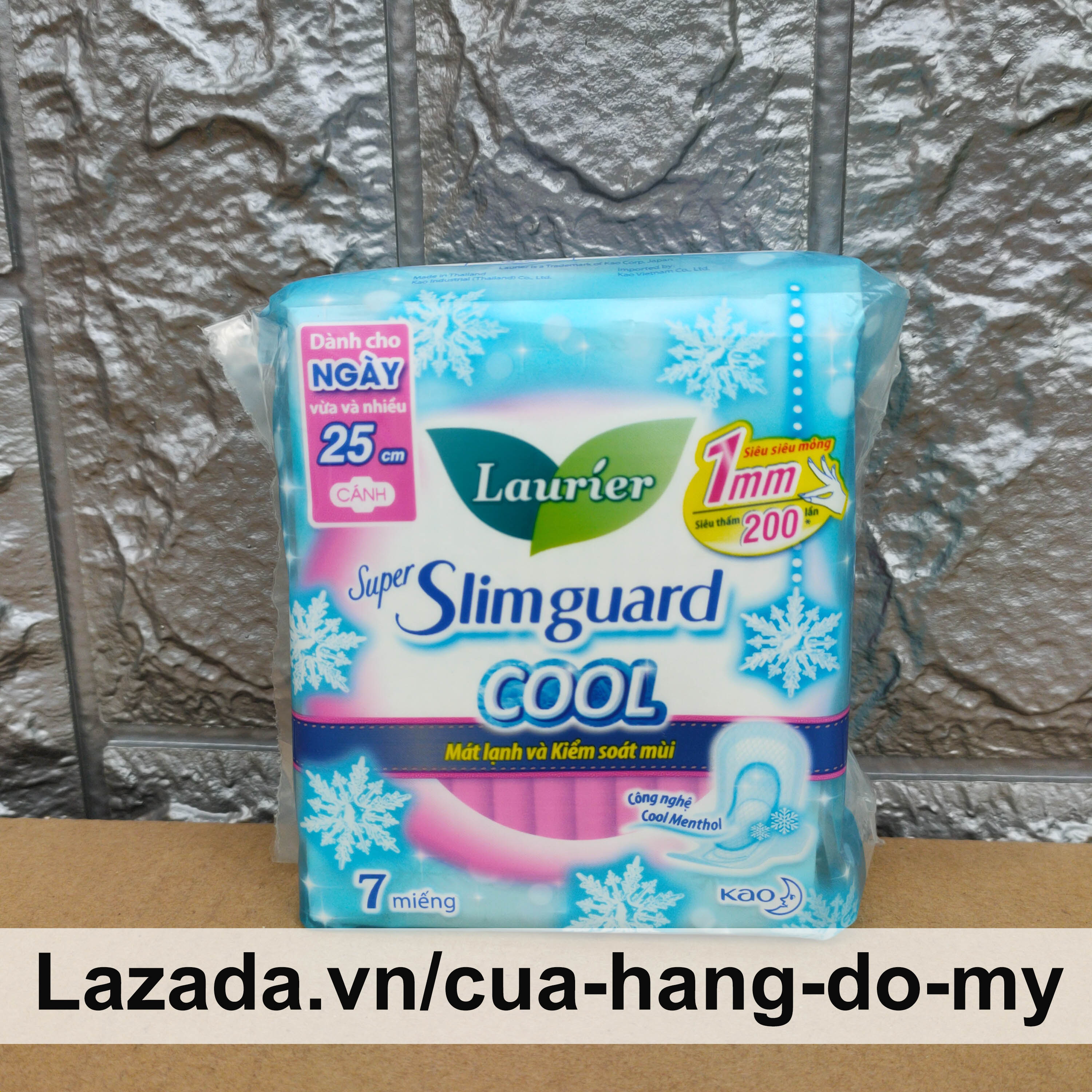 Băng Vệ Sinh LAURIER Siêu mỏng BẢO VỆ 1MM Super Slimguard Cool 25cm có cánh gói 7 miếng dành cho ngày vừa và nhiều - mát lạnh và kiểm soát mùi - Cửa Hàng Đồ Mỹ