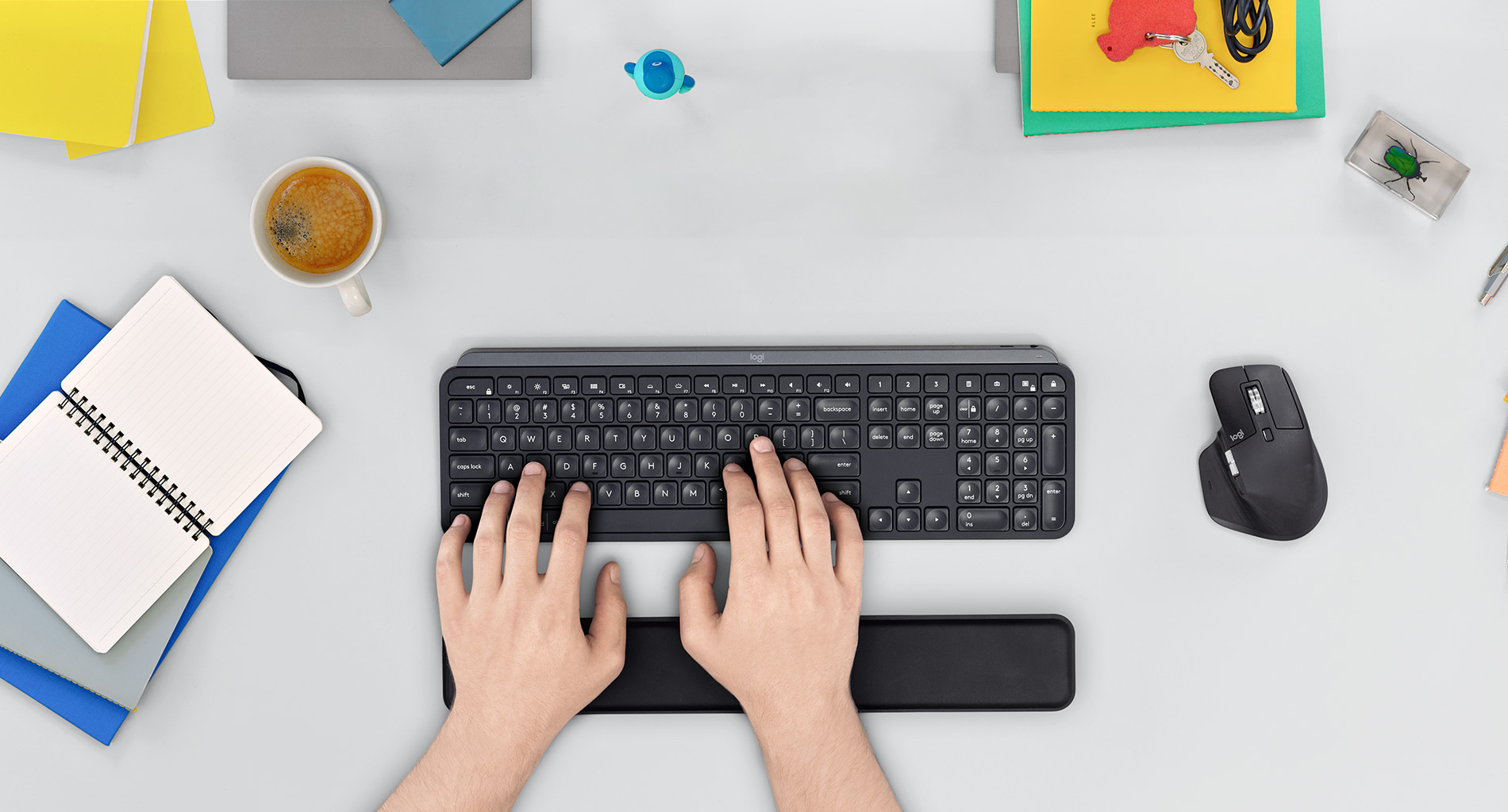 Bàn Phím Không Dây Logitech MX Keys - Black Edition